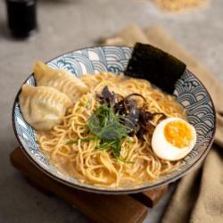 Ramen Shoyu Dimsum Gyoza