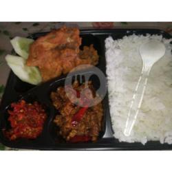 Paket Nasi Ayam Goreng Tepung Krispy