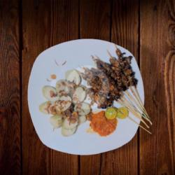 Sate Taichan Kulit   Lontong