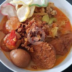 Lontong Sayur Telur   Tahu