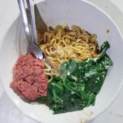 Mie Goreng Kornet