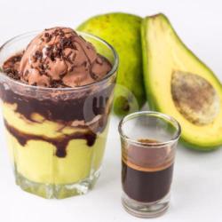 Avocado Coffee Float (halus)