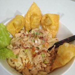 Mie Ayam Pangsit (rebus/goreng)