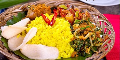 WARUNG NASI KUNING IBU LULUK