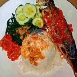 Nasi Ikan Sayur