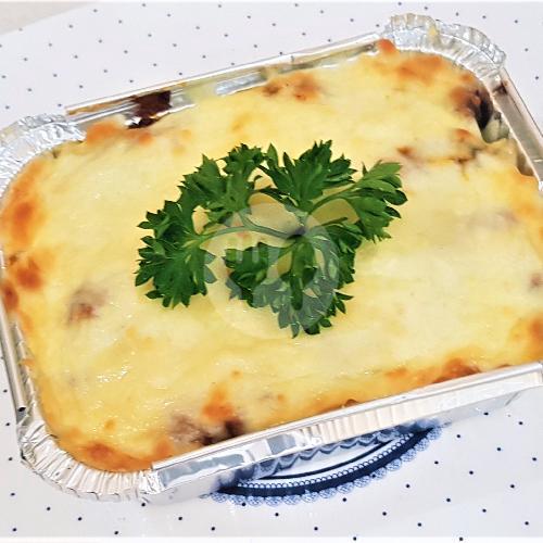 Beef Lasagna (besar)