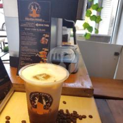 Cappucino Hazelnut Premium (ice / Hot)