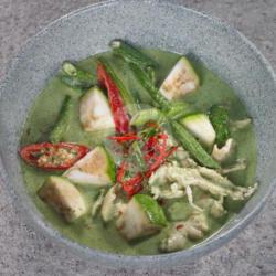 Green Curry Chicken