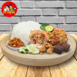 Ayam Geprek Terasi   Nasi Uduk