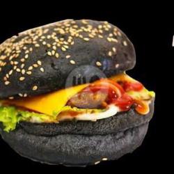 Black Burger Beef, Cheese