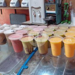 Juice Nama (naga, Mangga)