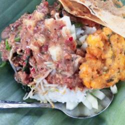 Nasi Pecel Dadar Jagung