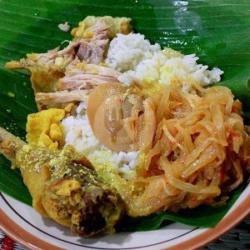 Nasi Ayam Opor   Sayur   Sambal