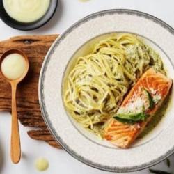 Grill Salmon 100gr   Creamy Spaghetti