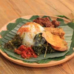 Nasi Telor Matasapi