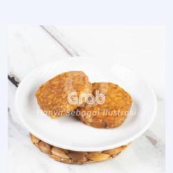 Lalapan Tempe Goreng   Nasi Uduk