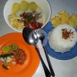 Soto Betawi Kaki   Nasi Putih