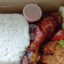 Nasi Ayam Bakar   Tempe Goreng