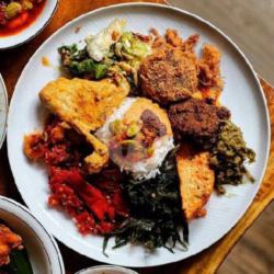 Nasi Padang Gulai Ayam