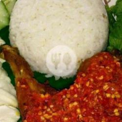 Paket Ayam Penyet Sambal Geprek   Es Teh Manis