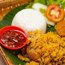 Nasi Ayam Gepuk Kremes