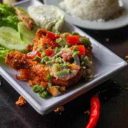 Ayam Pecak Dada   Nasi