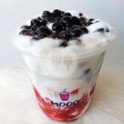 Korean Strawberry Milk Boba