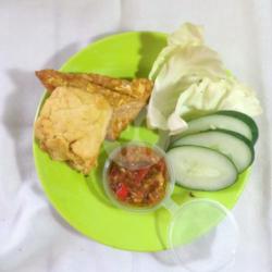 Tahu Tempe Sambel Terasi