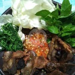 Penyet Ati Ampela Goreng Sambel