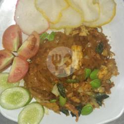 Kwetiaw Goreng Pete   Ayam