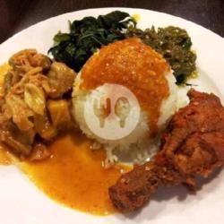 Nasi Padang Ayam Goreng