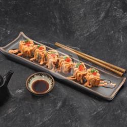 Crispy Inari Salmon Spicy Roll (6 Pcs)