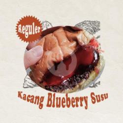 Kacang Blueberry Kukus