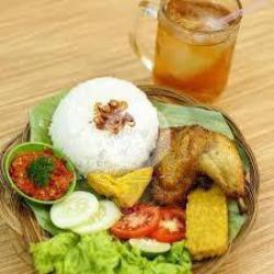 Ayam Goreng   Nasi Free Teh Obeng