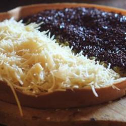 Martabak Bangka Kombinasi Coklat Keju