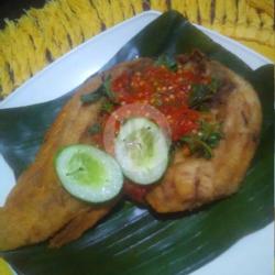 Paket Nasi Ikan Goreng Sambel Kemangi