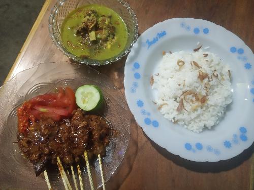 Sate Ayam & Sate Bebek Mas Imam Khas Tambak