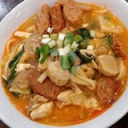 Seblak Siomay Baso Sosis Tulang Ceker