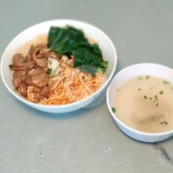 Mie Ayam Oriental Jamur