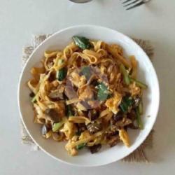 Kwetiaw Kering/kuah Ati Ampela