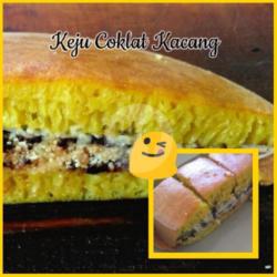 Terang Bulan Reguler Keju Coklat Kacang