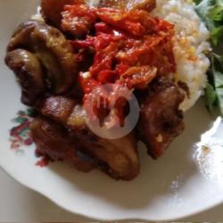 Nasi Putih Usus Sapi