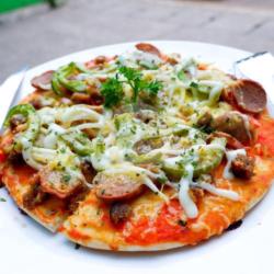 Pizza Daging Selingkuhan