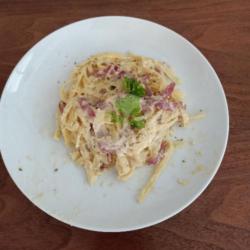 Fettucinne Carbonara