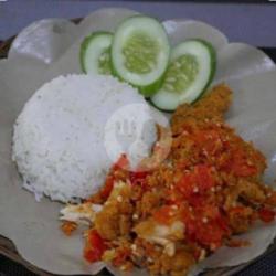 Nasi Paha Atas Kremes Geprek