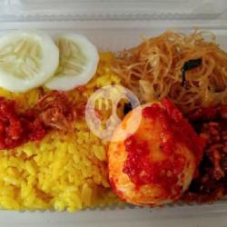 Naskun Telor Balado