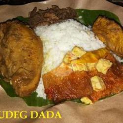 Nasi Gudeg Dada Ayam