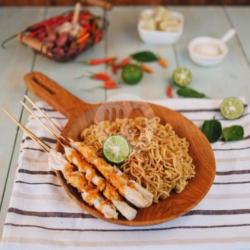 Sate Taichan Ayam    Indomie Jumbo   Teh Botol