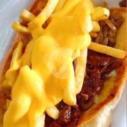 Meat And Cheese Sandwich   Fries