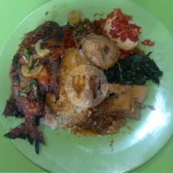 Nasi Bawal Bakar Perkedel Telor Bulat